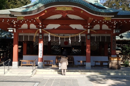 越谷　美容室　美容院　liage