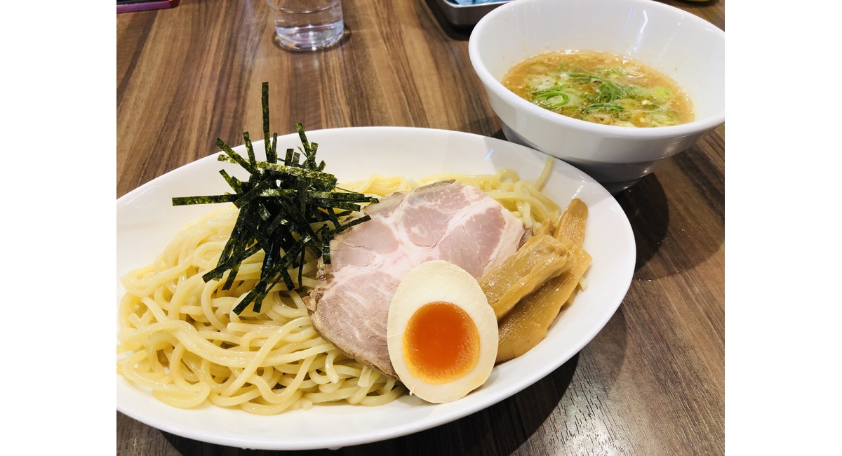 越谷　美容室　美容院　liage