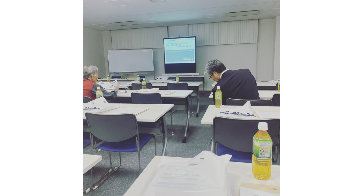 越谷　美容室　美容院　liage