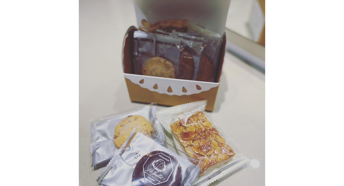 越谷　美容室　美容院　liage