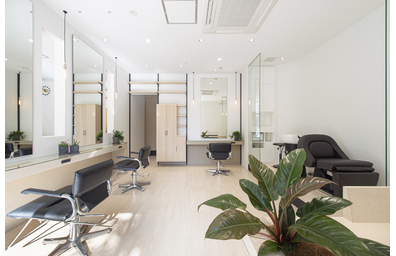 越谷　美容室　美容院　liage