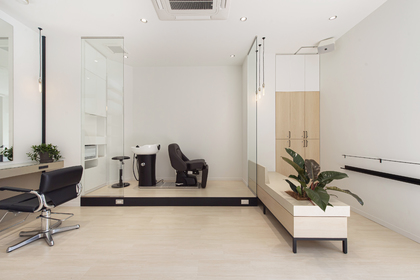 越谷　美容室　美容院　liage