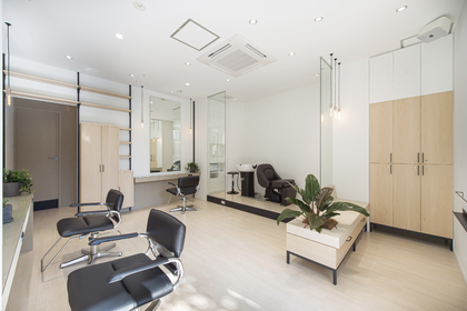 越谷　美容室　美容院　liage